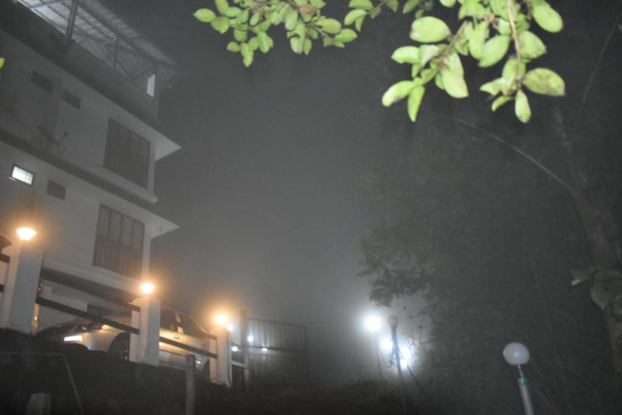Munnar Tent Hills Resort Devikolam ภายนอก รูปภาพ
